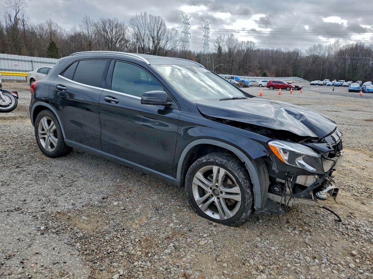 Mercedes-Benz GLA 250