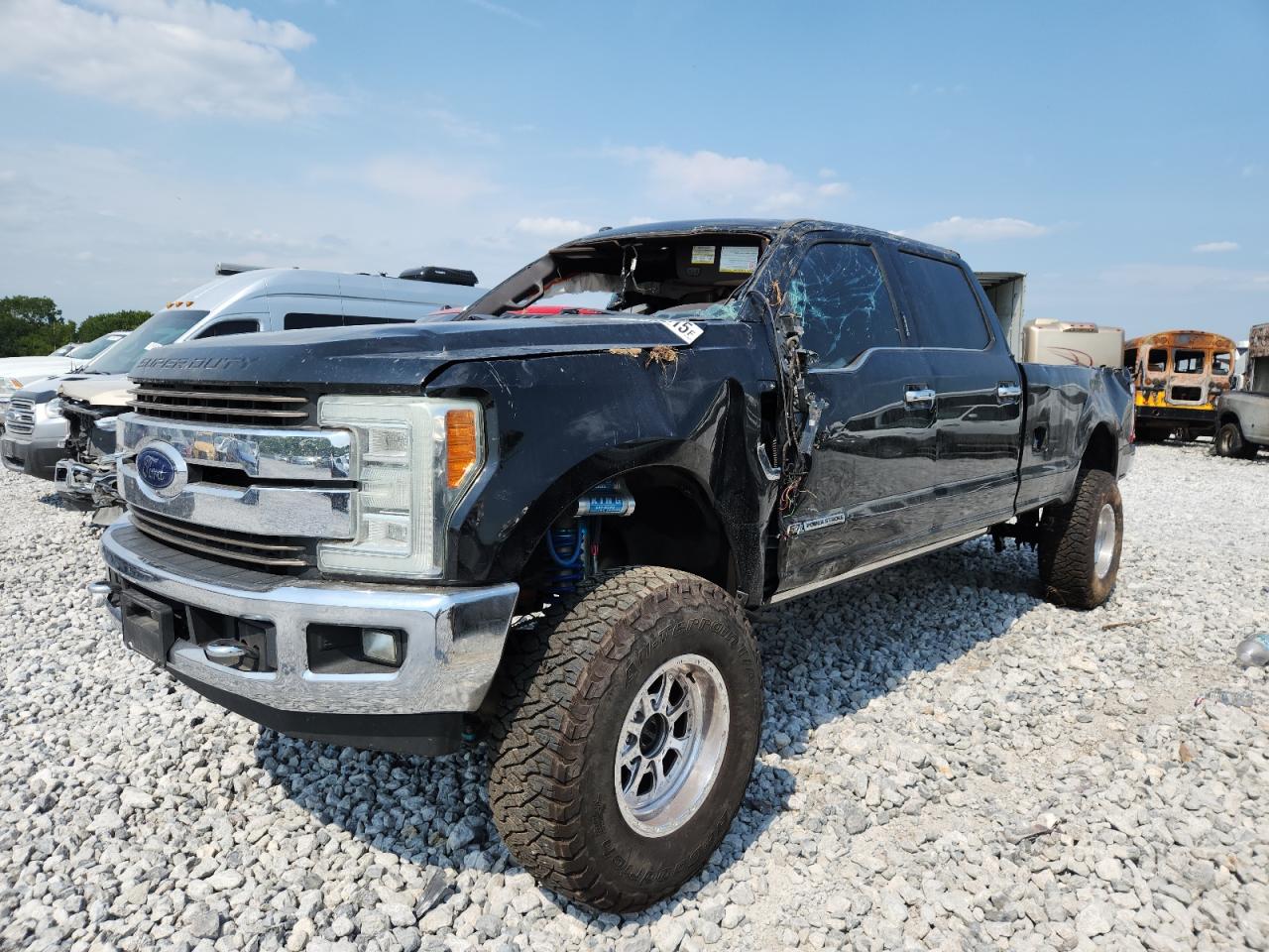 Salvage Ford F-350 Image