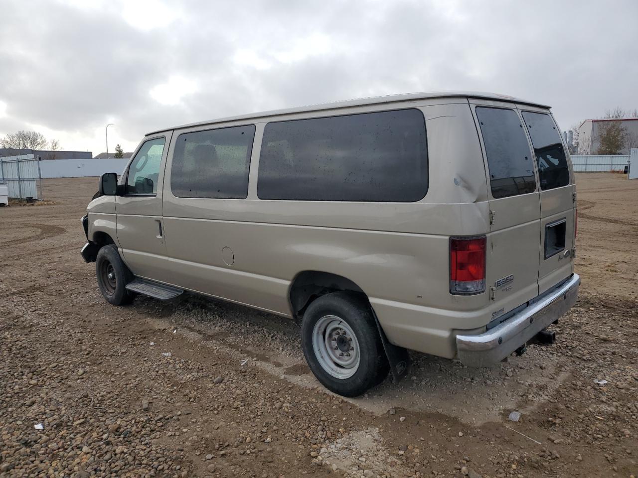 Ford Econoline E350 Super Duty Wagon