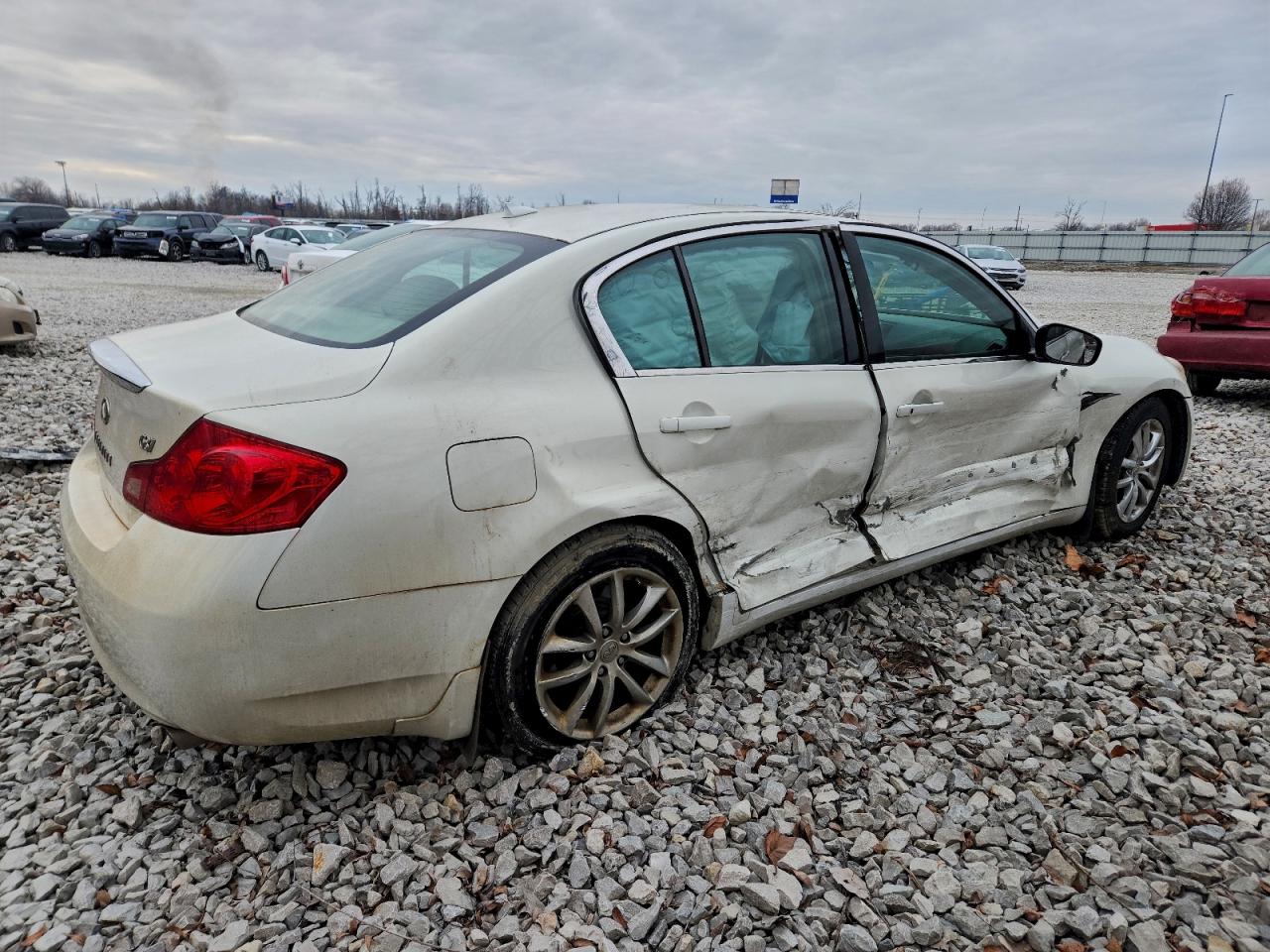 INFINITI G37
