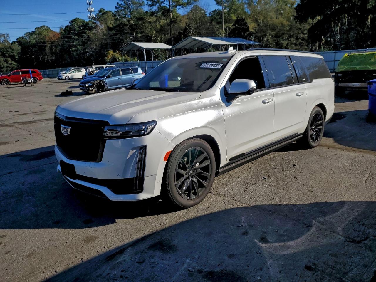 Salvage Cadillac Escalade Image