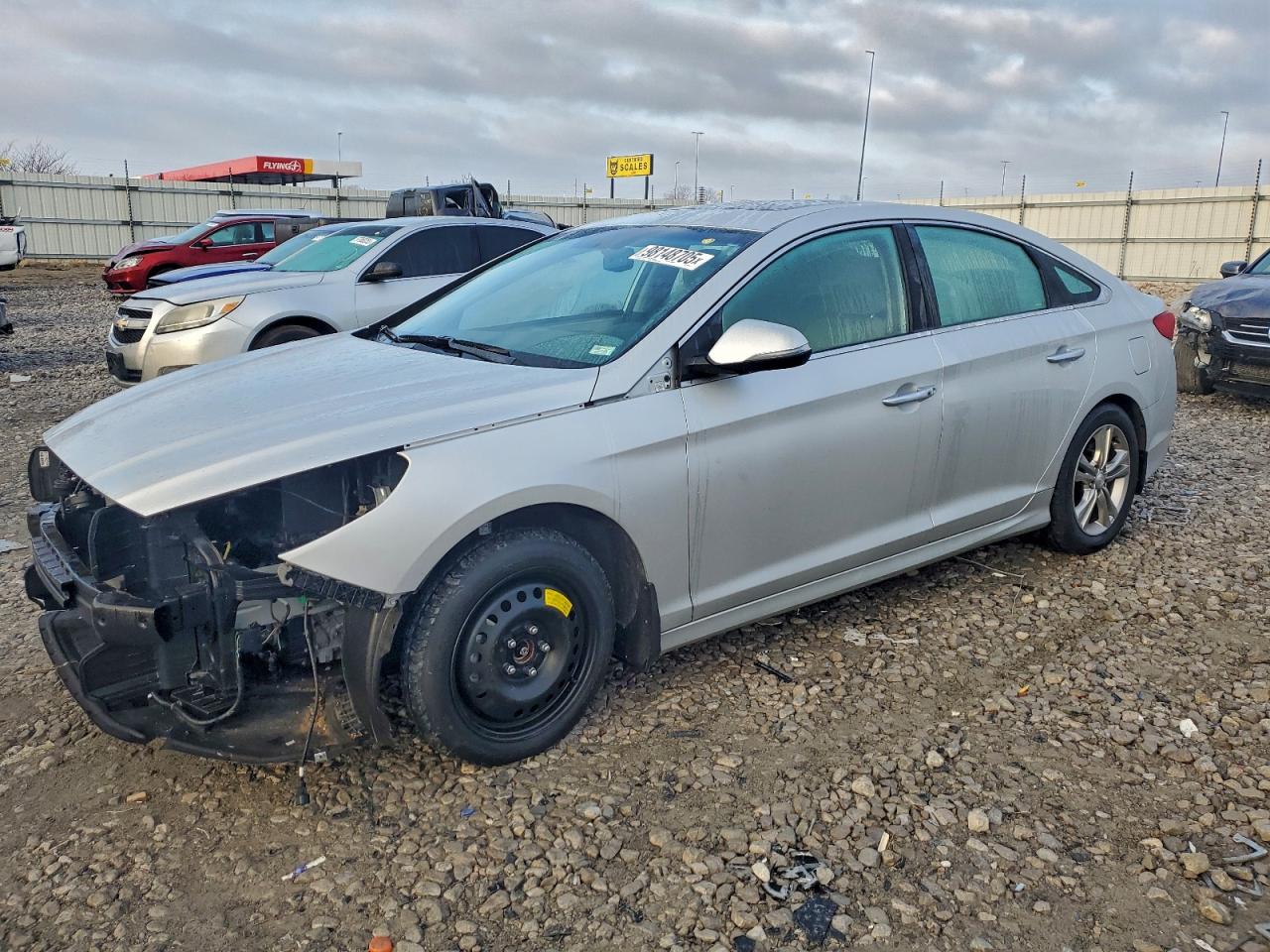 Salvage Hyundai SONATA Image
