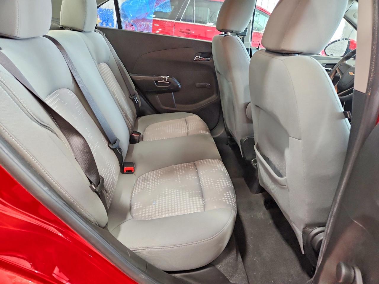 Chevrolet Sonic Ls