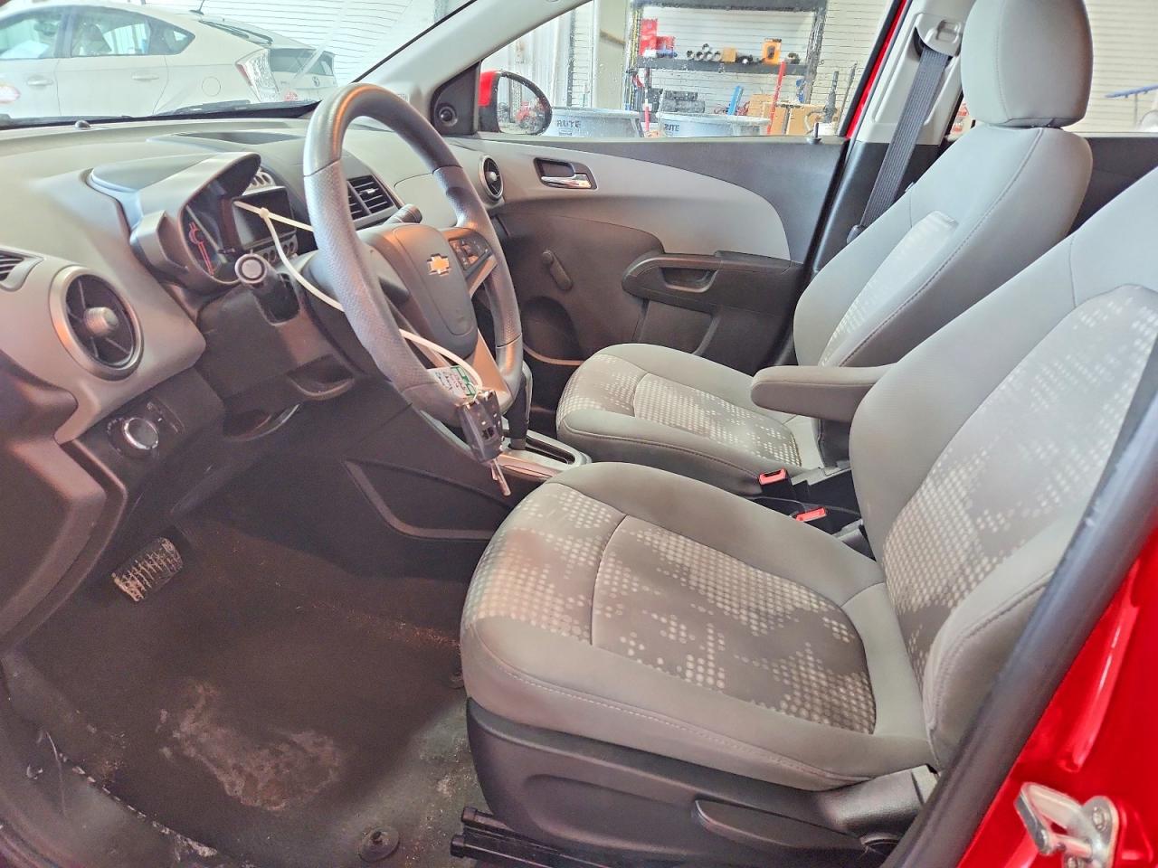 Chevrolet Sonic Ls