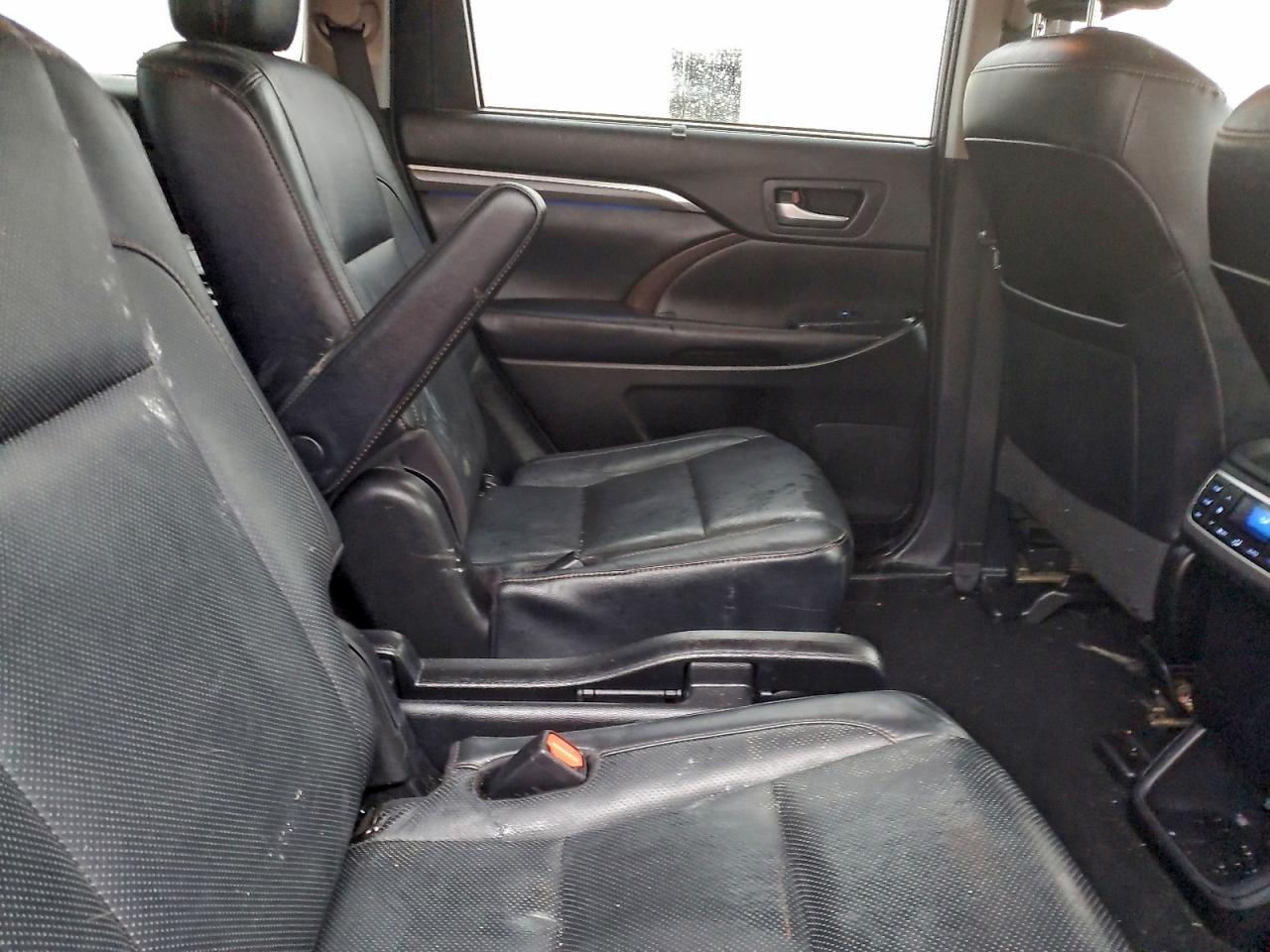Toyota Highlander Limited Platinum