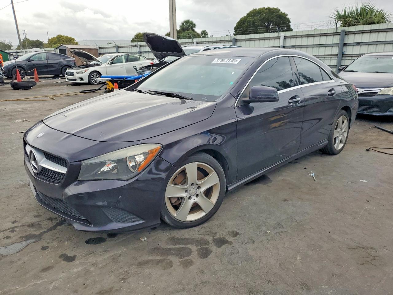 Salvage Mercedes-Benz Cla-class Image