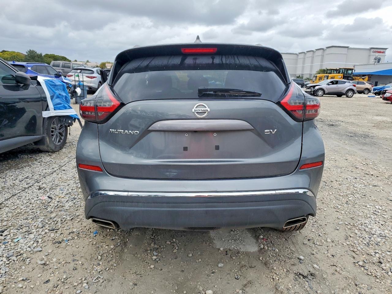 Nissan Murano S