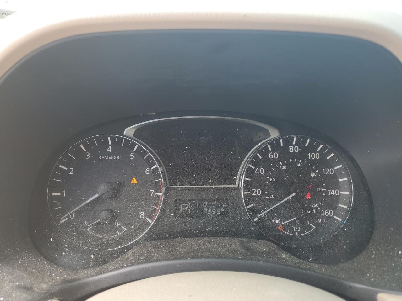 Nissan Pathfinder S