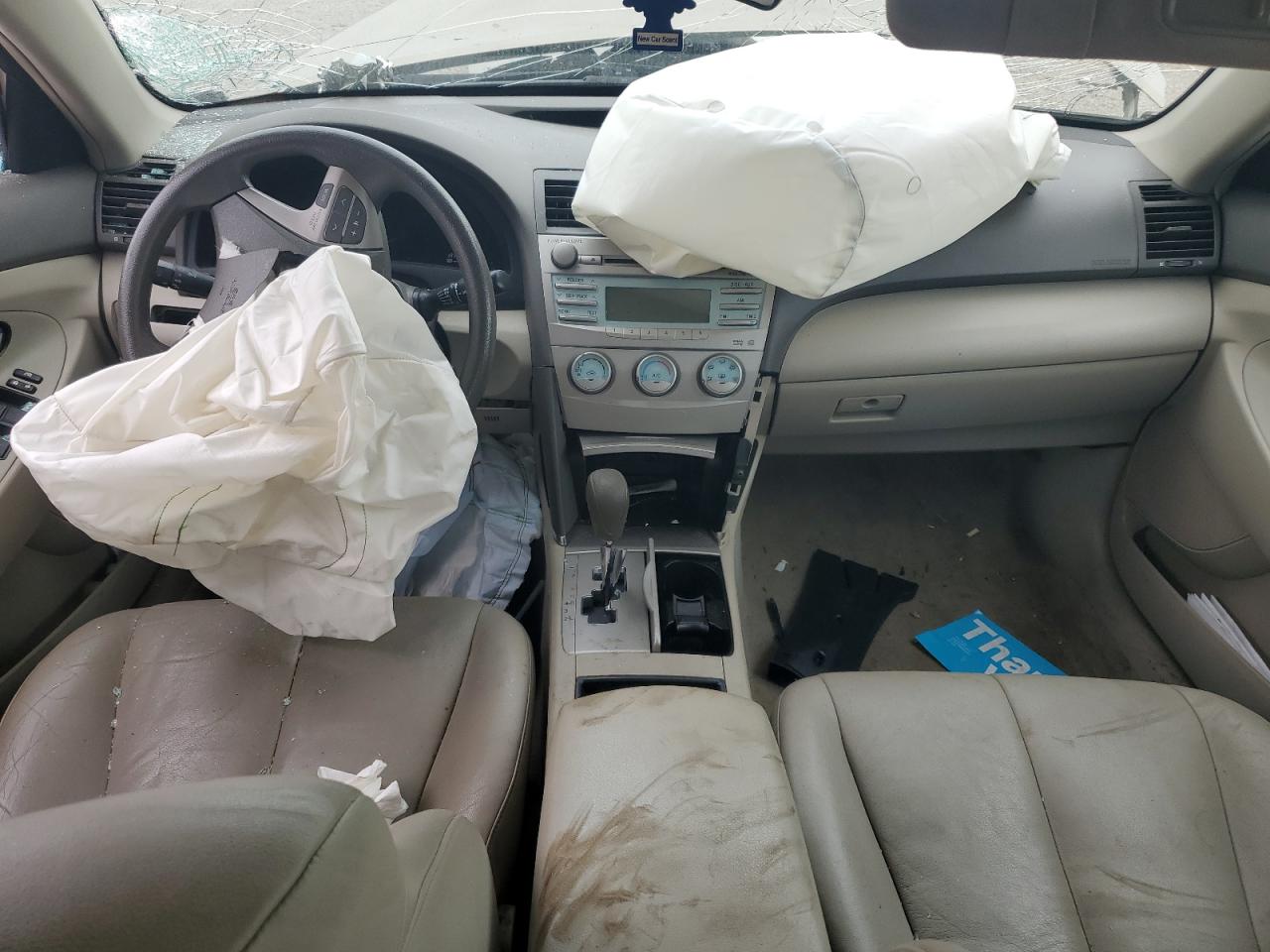 Toyota Camry Ce