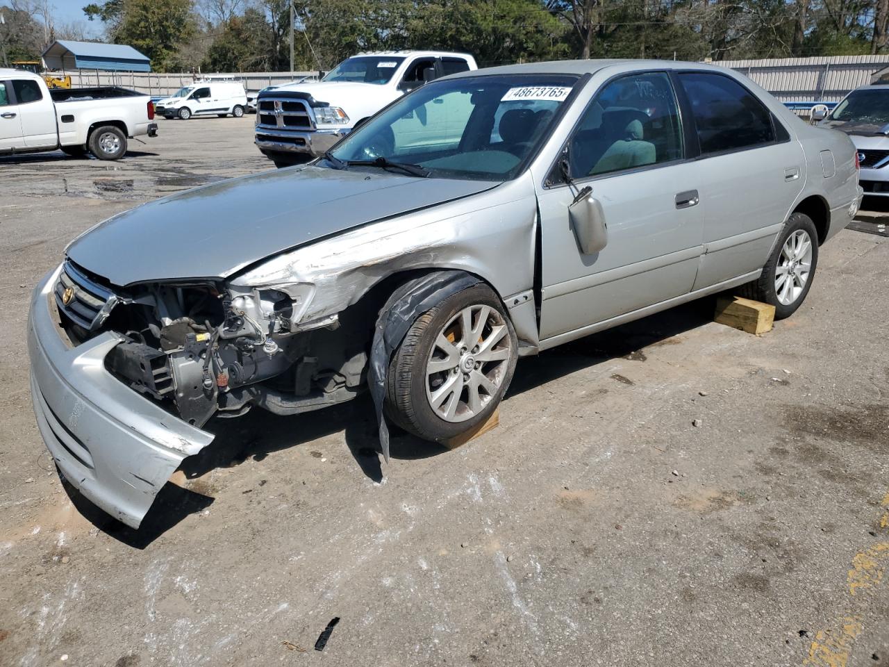 Salvage Toyota Camry Image