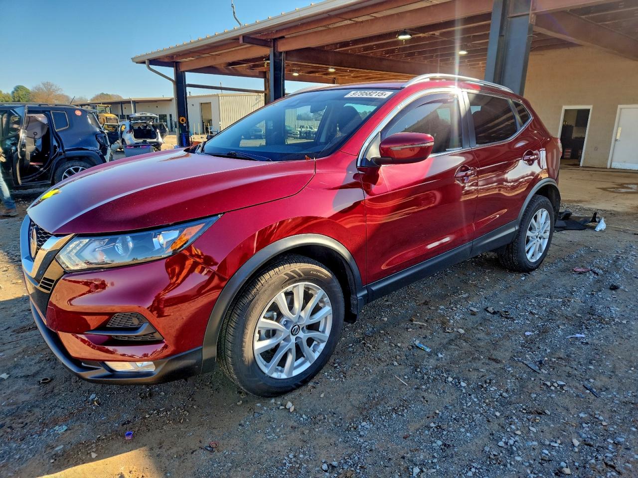 Salvage Nissan Rogue Image
