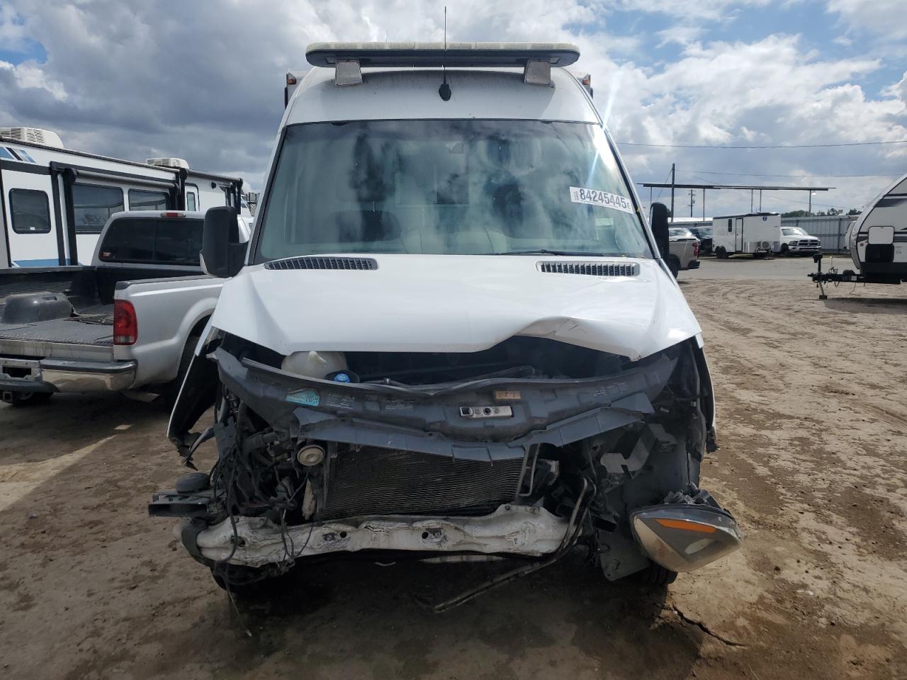 Mercedes-Benz Sprinter 2500