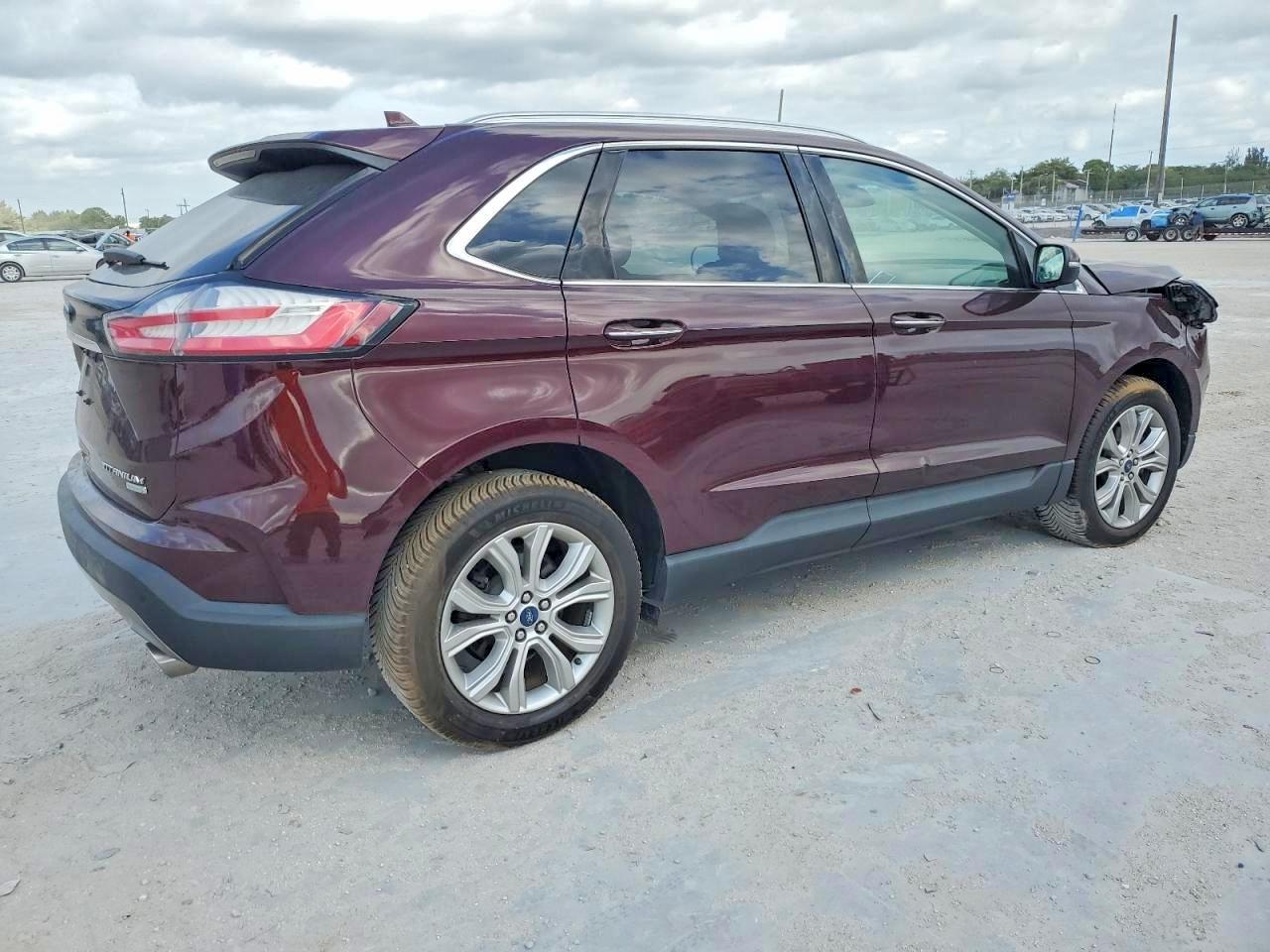 Ford Edge Titanium