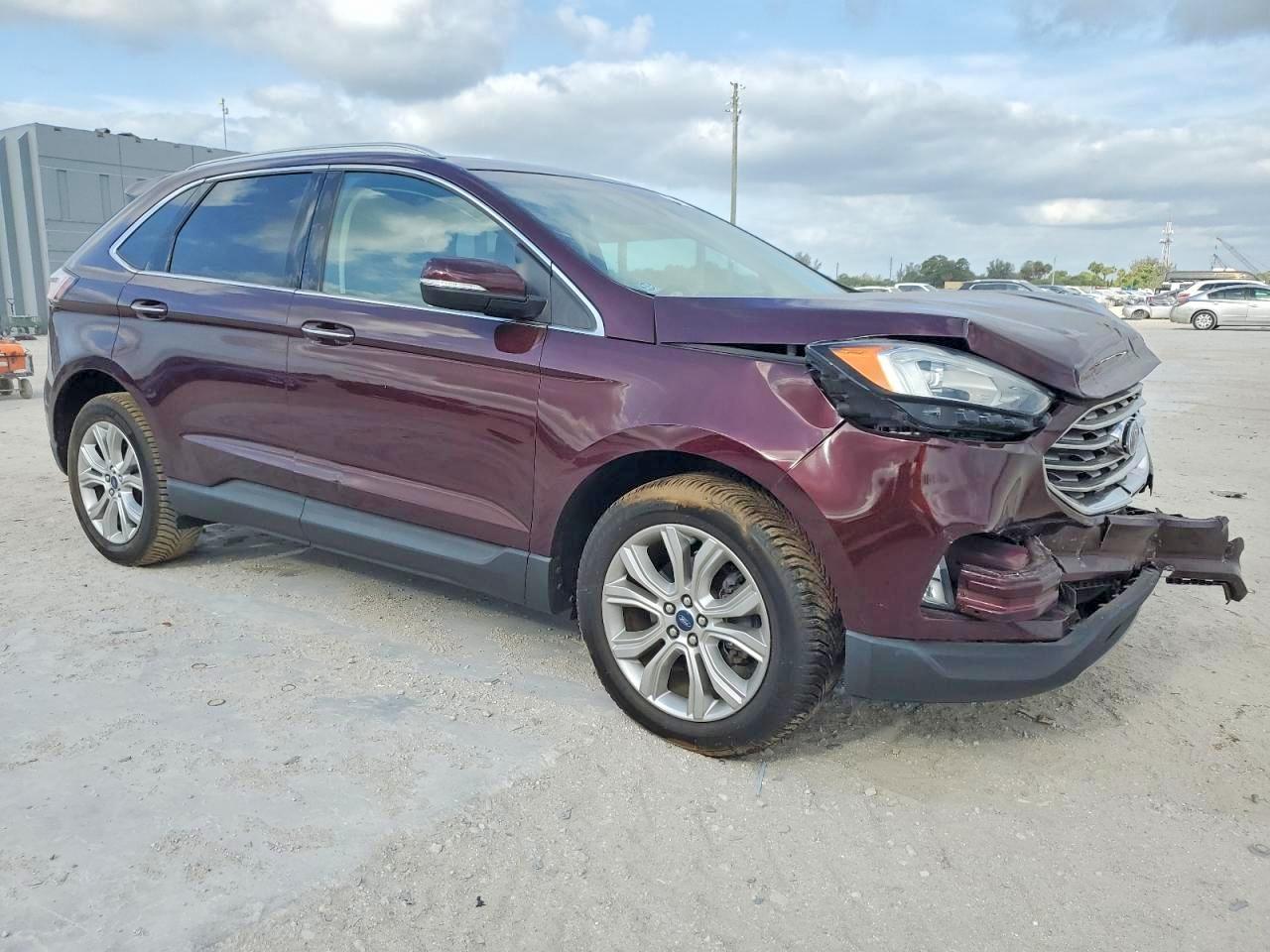 Ford Edge Titanium