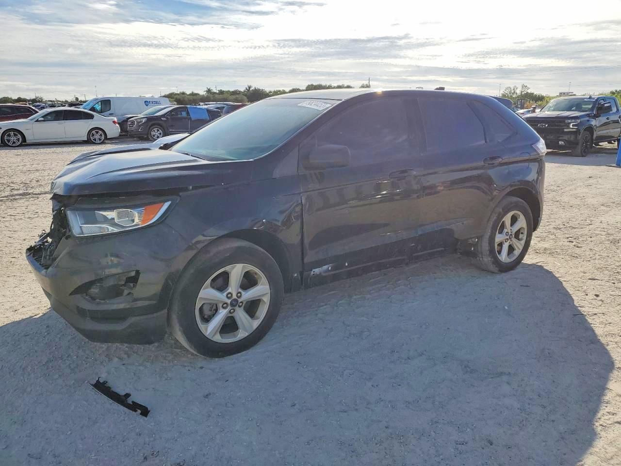 Salvage Ford Edge Image