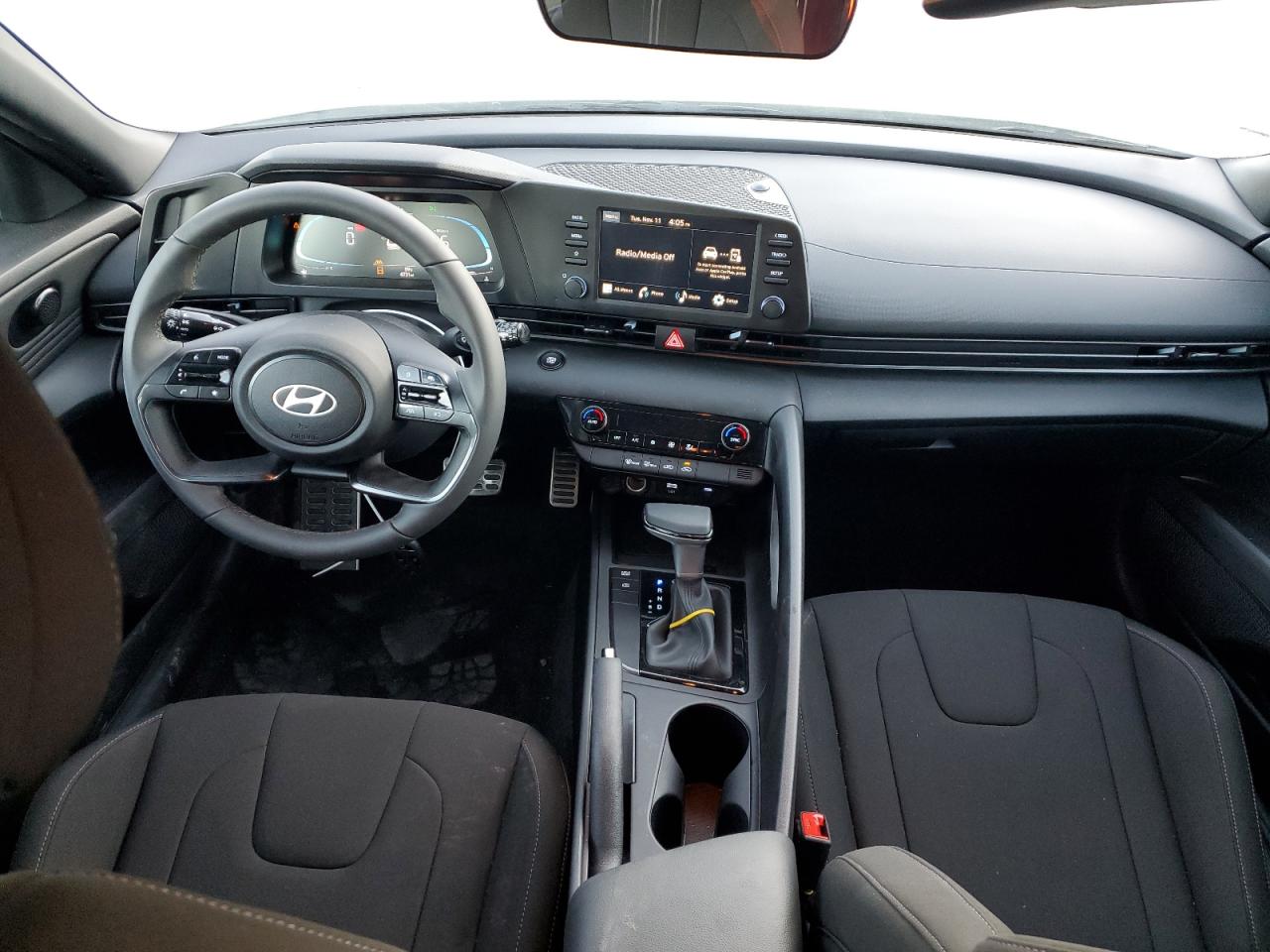 Hyundai ELANTRA Sel Sport