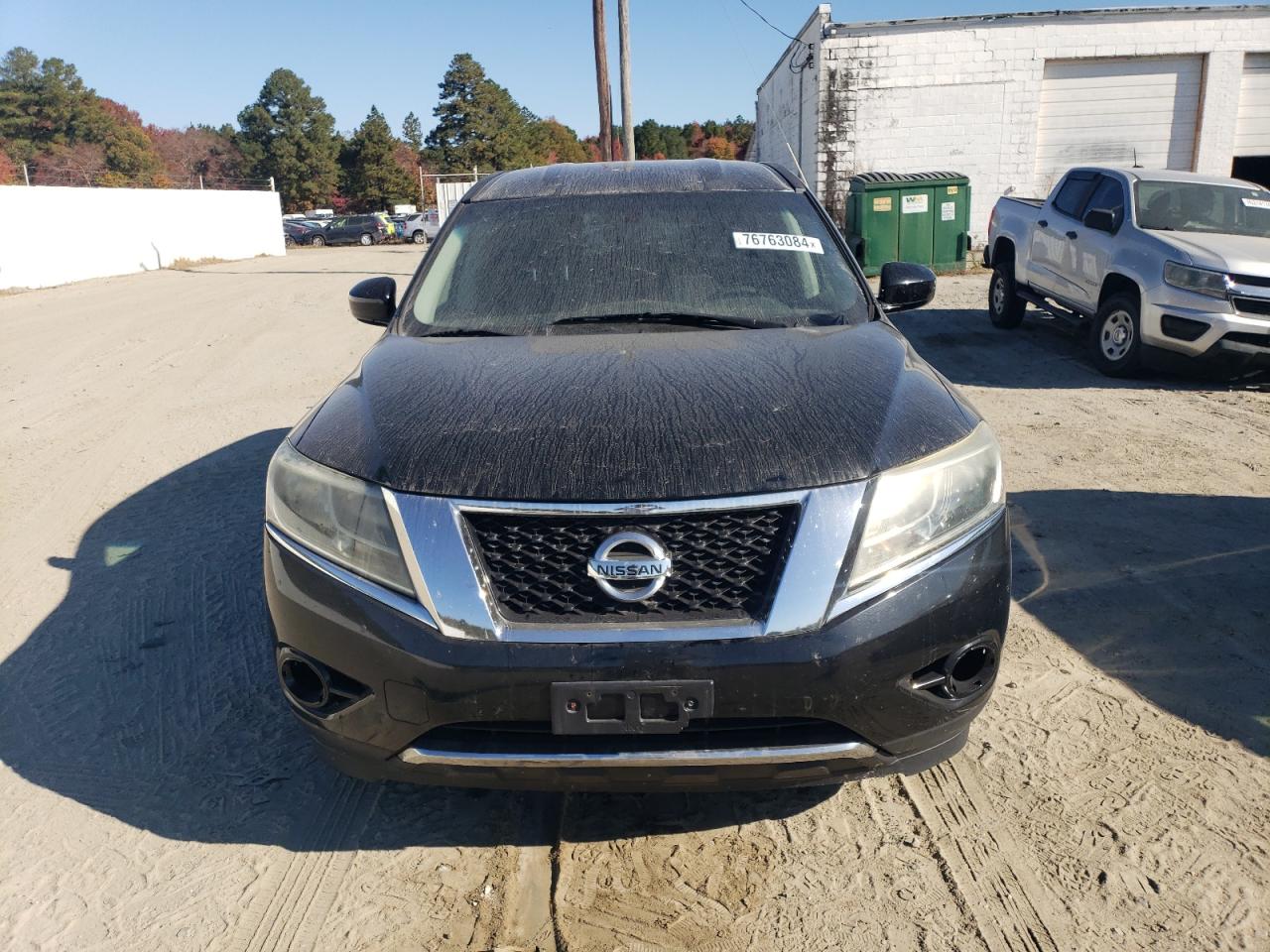 Nissan Pathfinder S