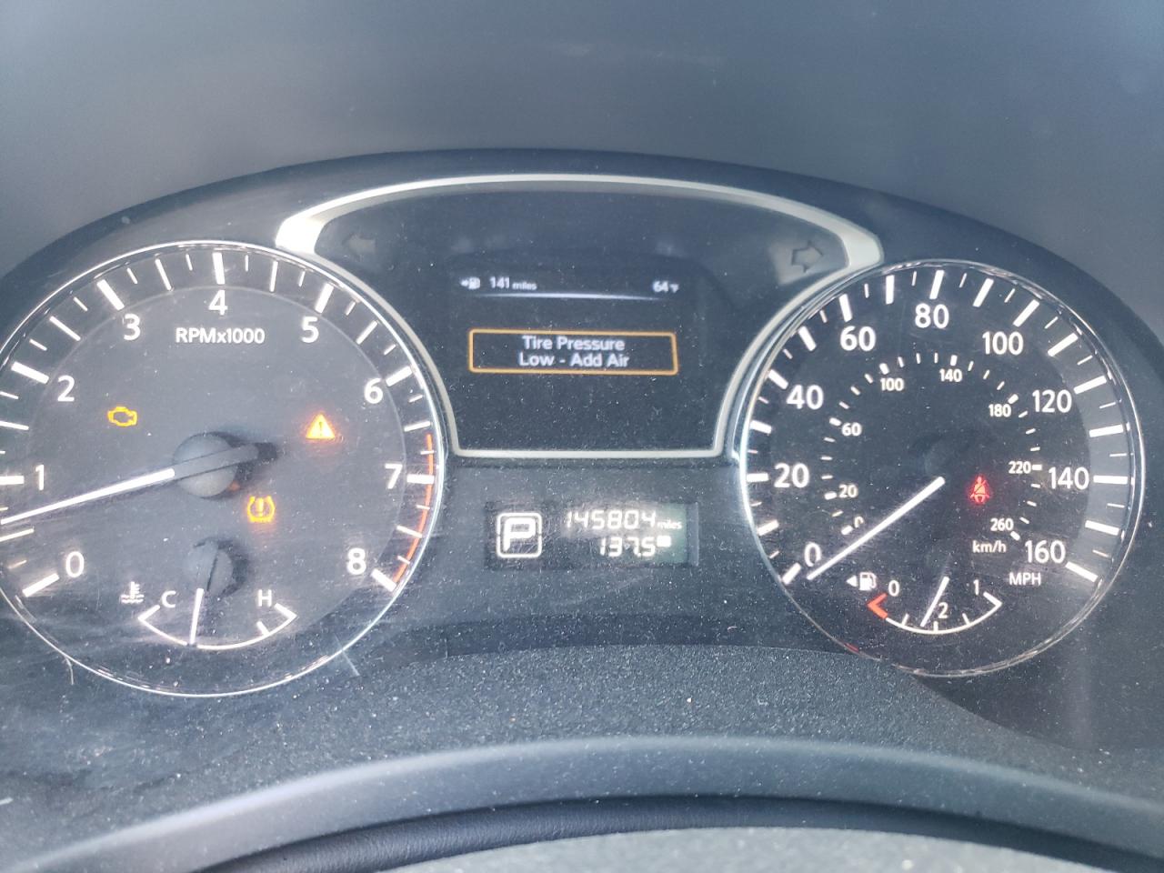 Nissan Pathfinder S