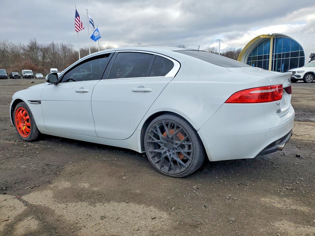 Jaguar XE Portfolio Le
