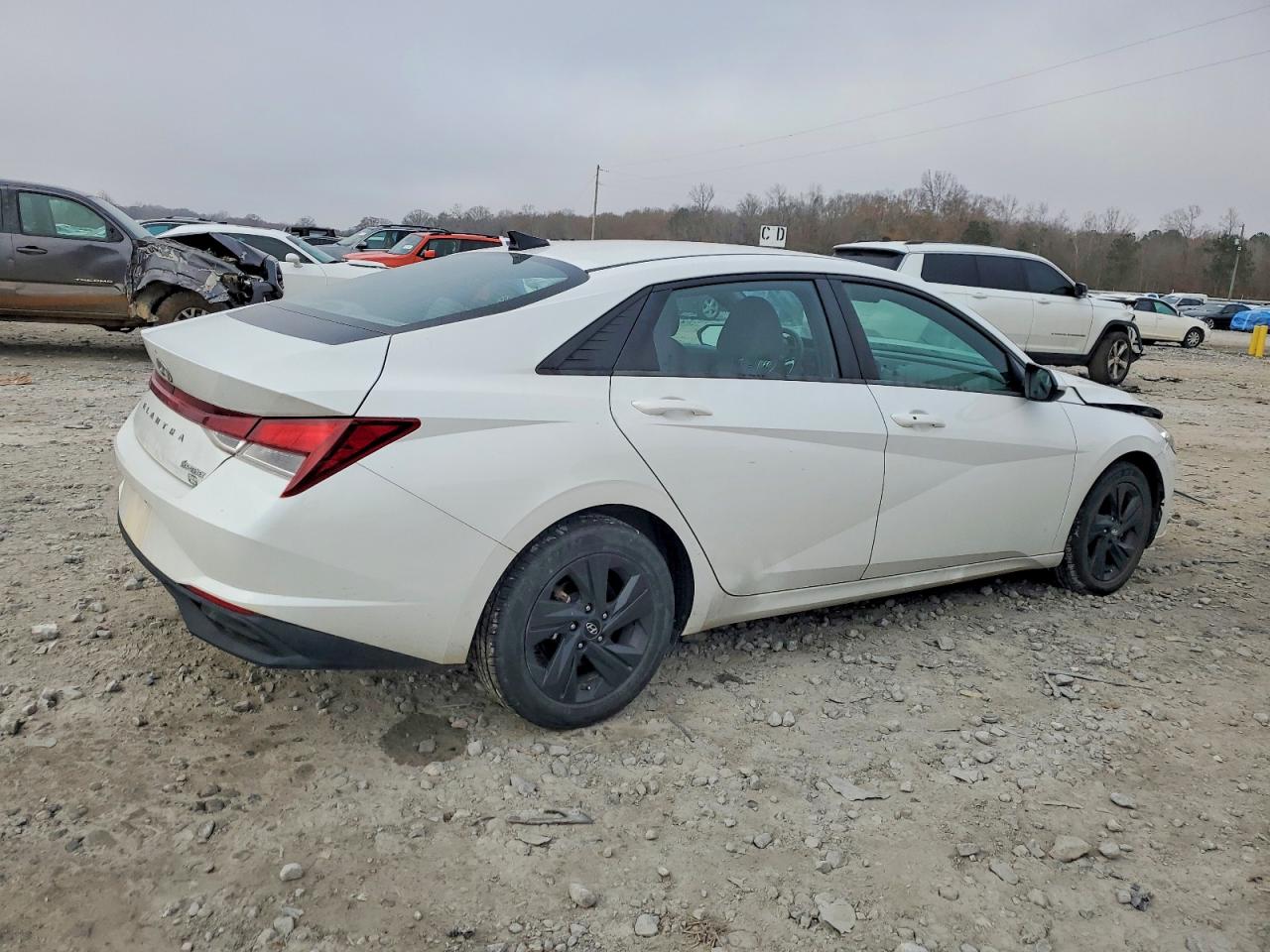 Hyundai ELANTRA Sel
