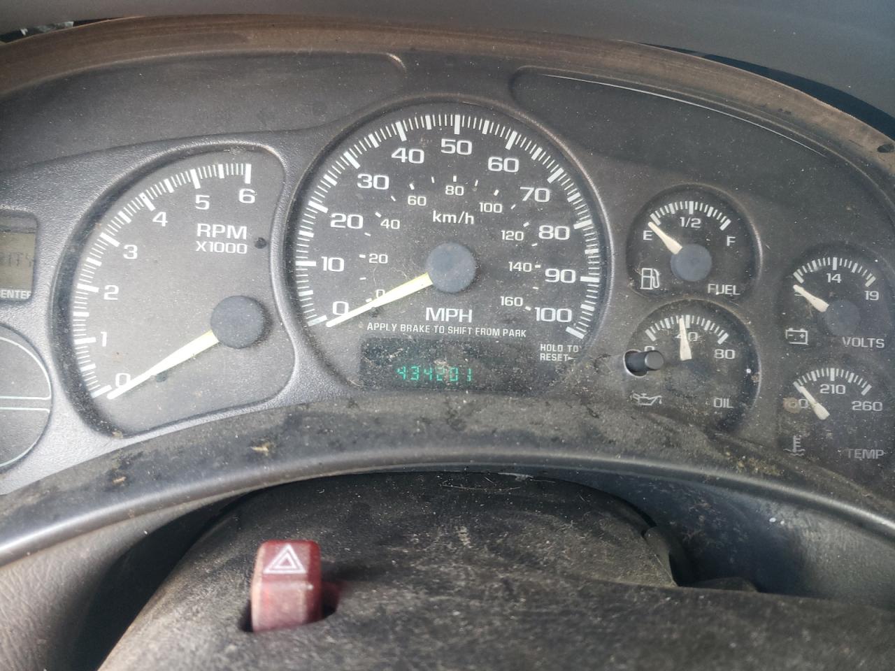 Chevrolet Silverado C1500