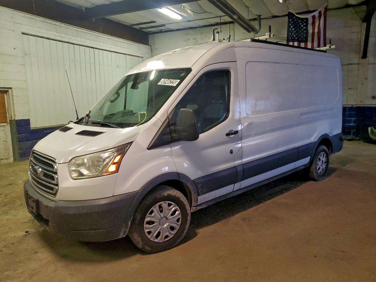 Salvage Ford Transit Image