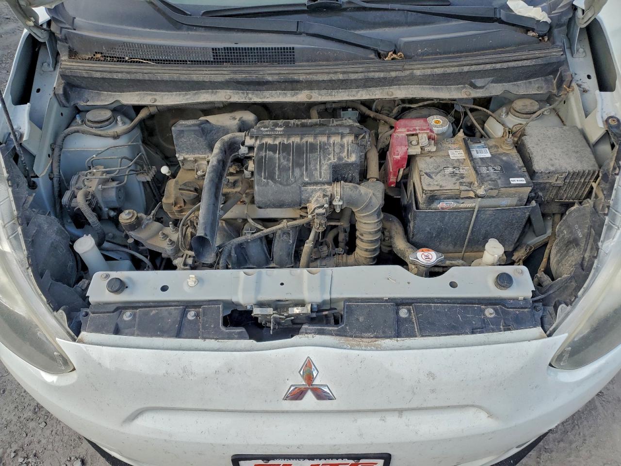 Mitsubishi Mirage Es
