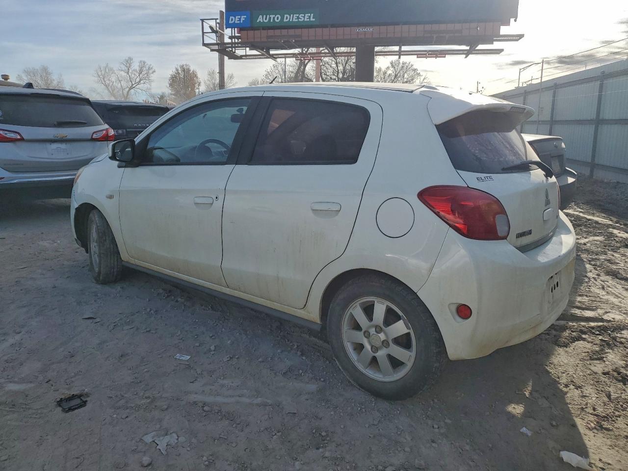 Mitsubishi Mirage Es