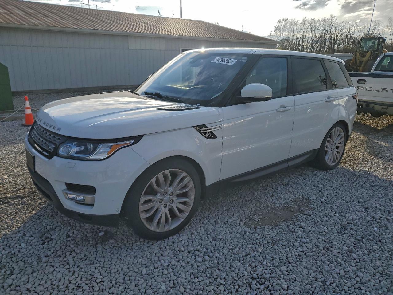 Salvage Land Rover Range Rover Image