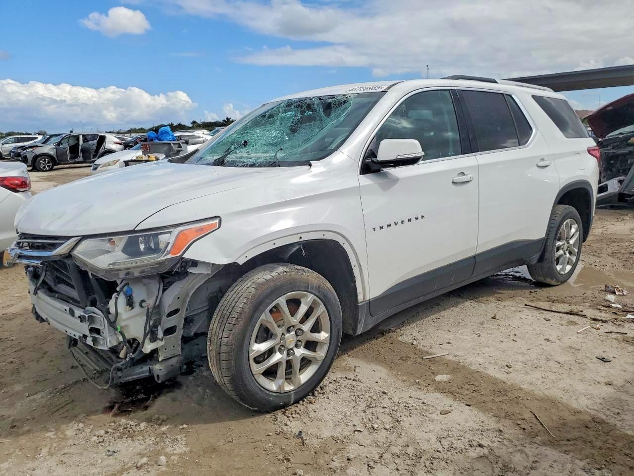 Salvage Chevrolet Traverse Image