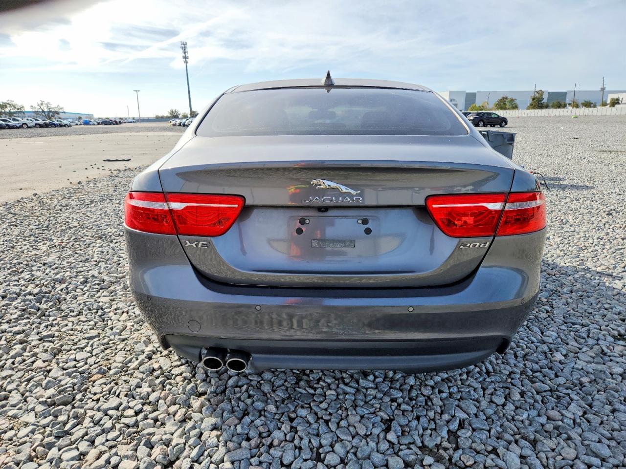 Jaguar XE Premium
