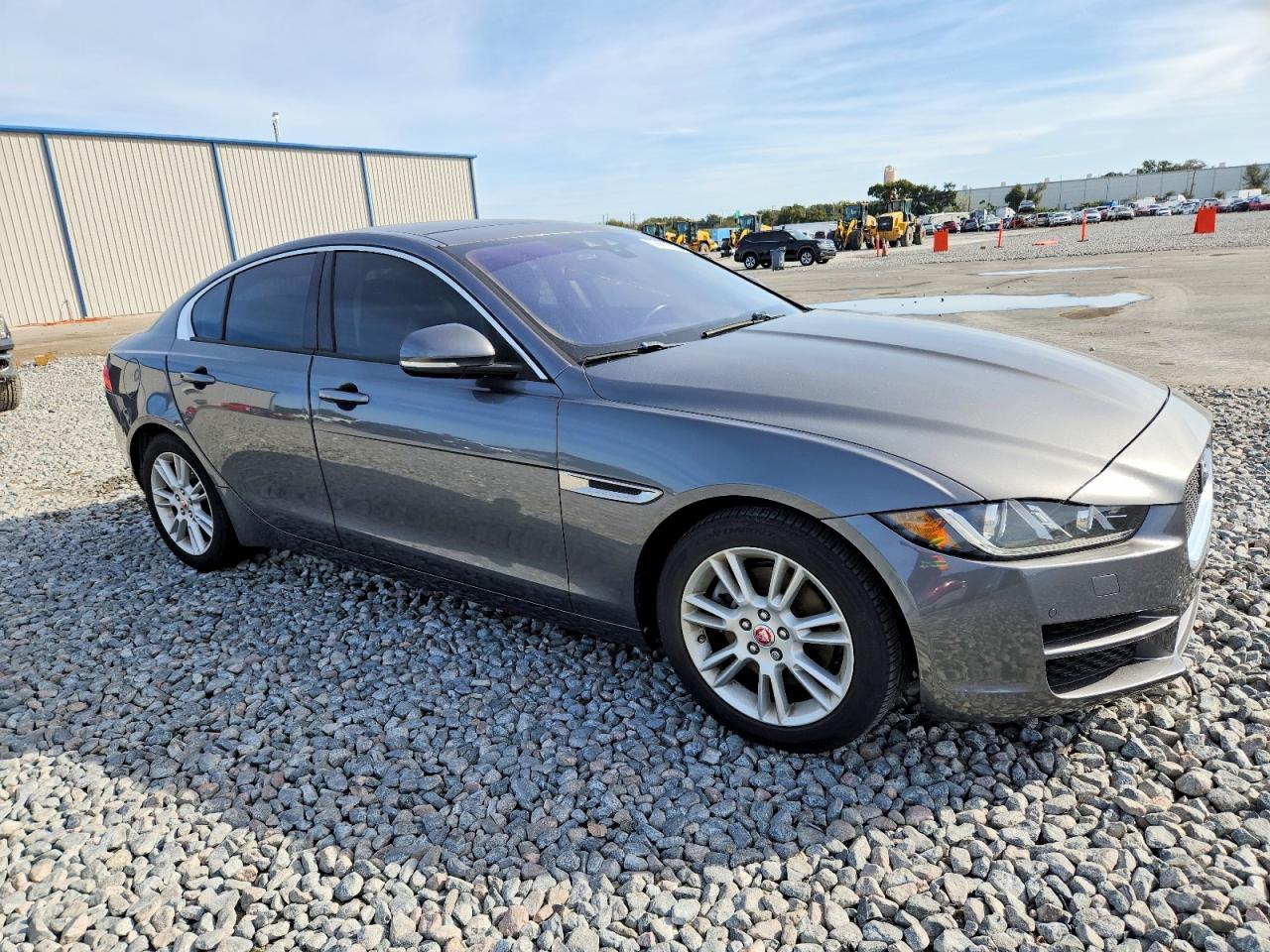 Jaguar XE Premium