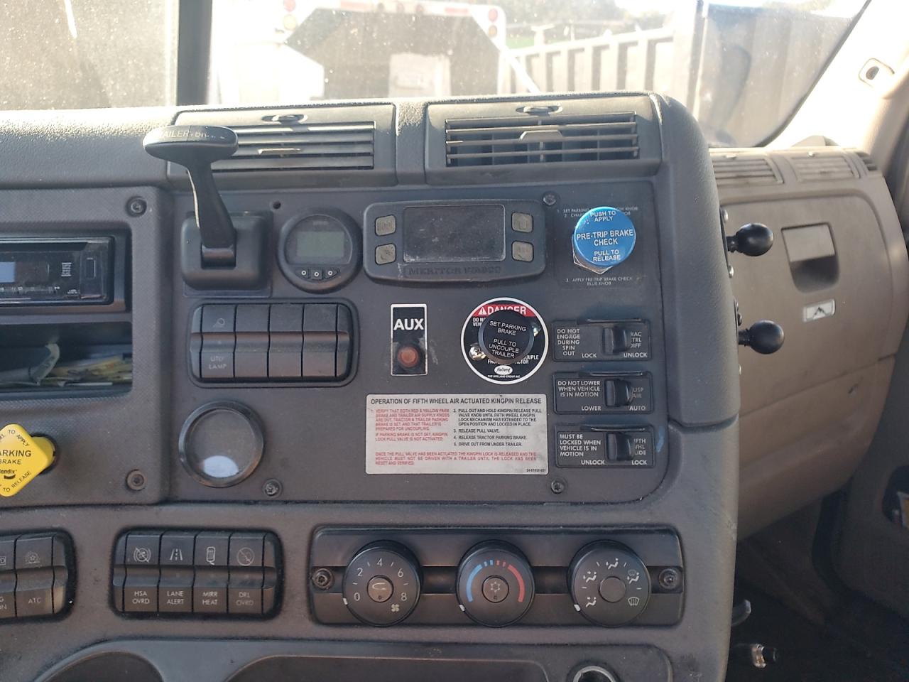 Freightliner Cascadia 1
