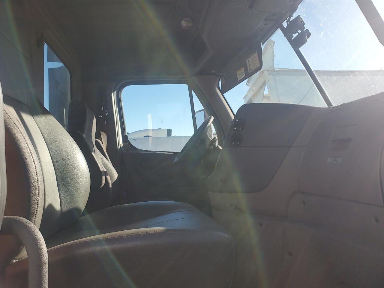 Freightliner Cascadia 1