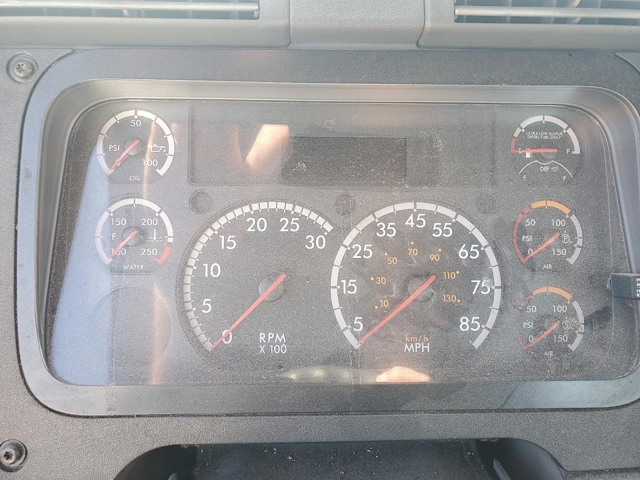 Freightliner Cascadia 1