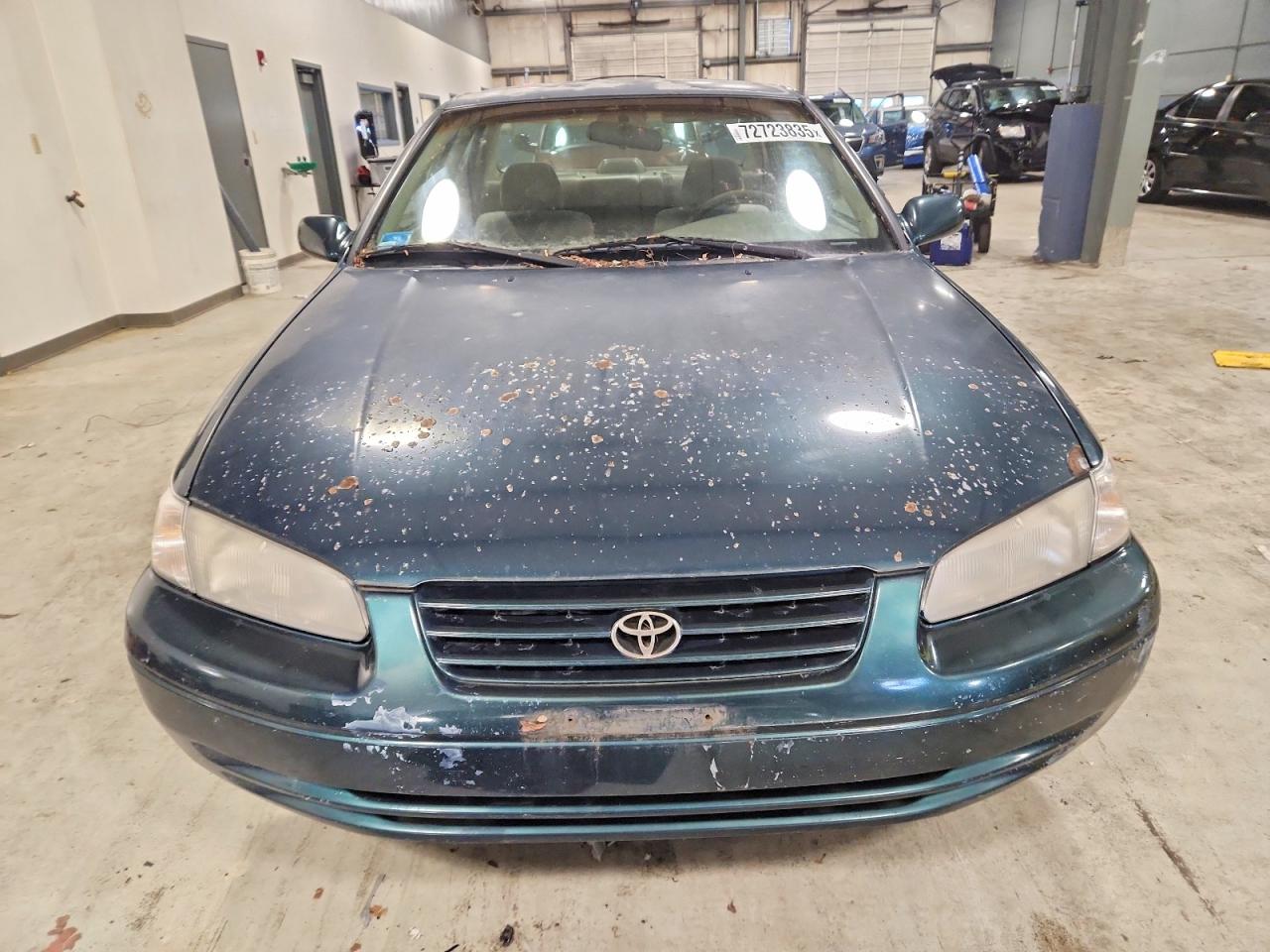 Toyota Camry Ce