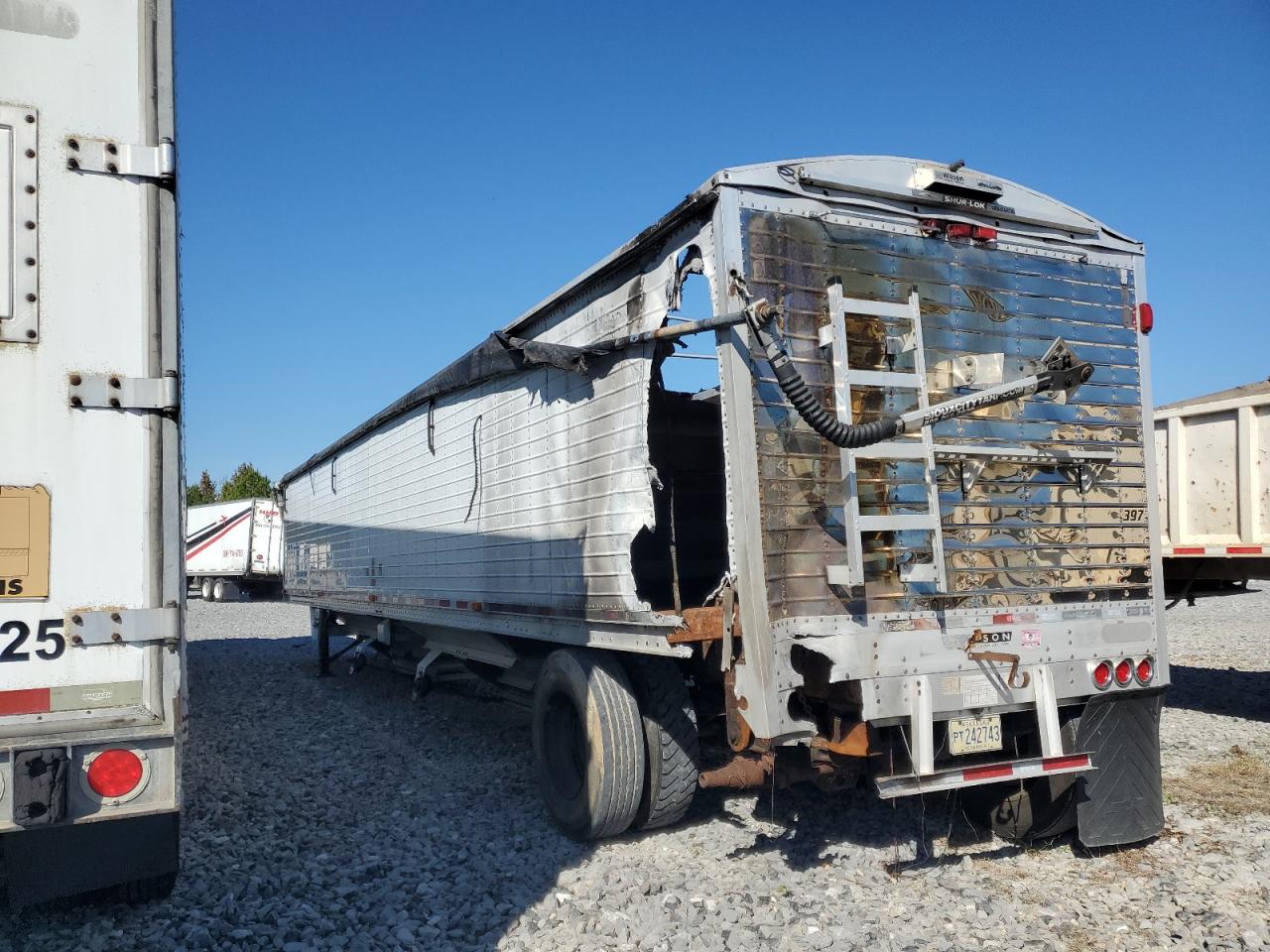 Wilson Semi Trail