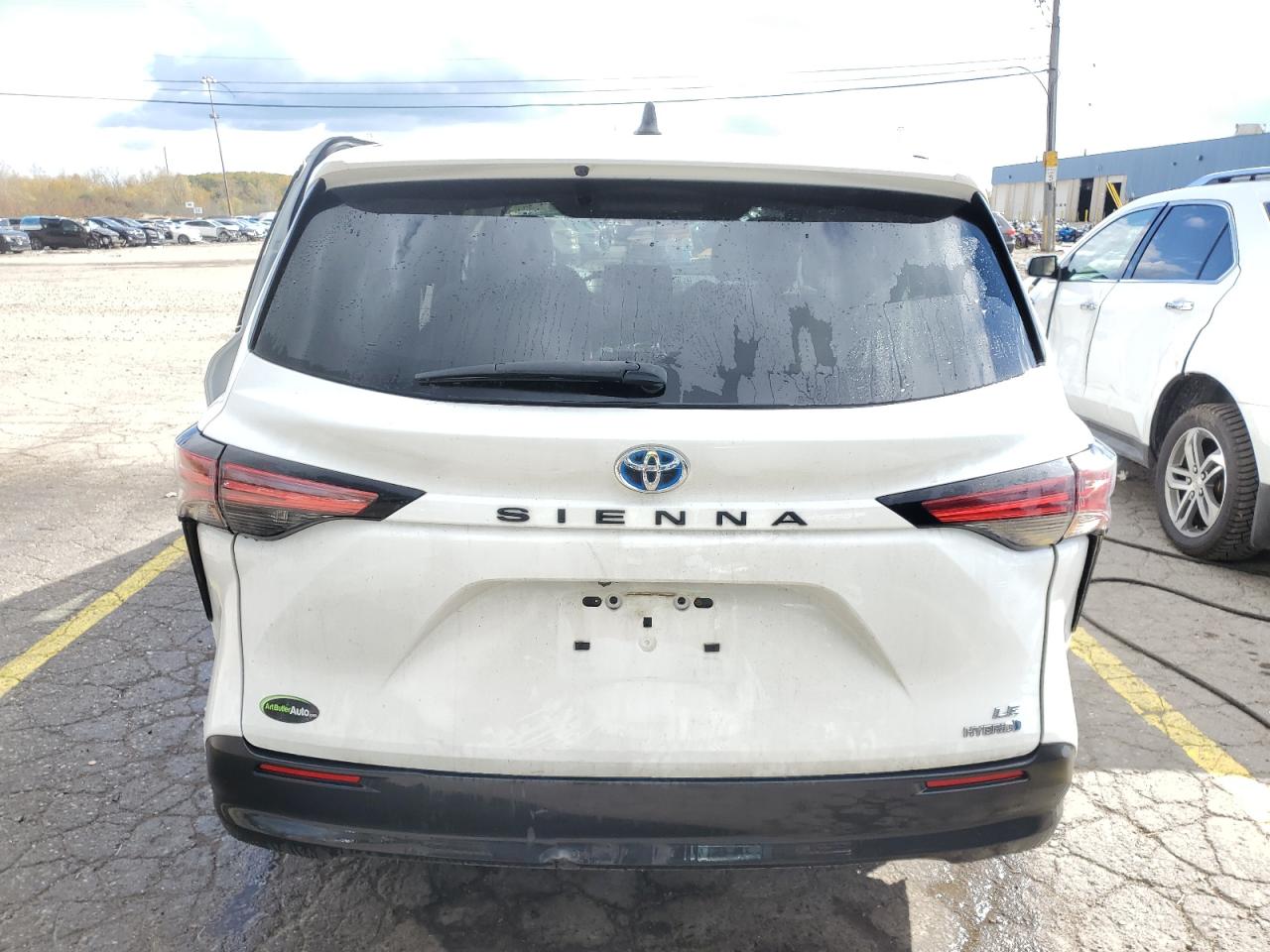 Toyota Sienna Le