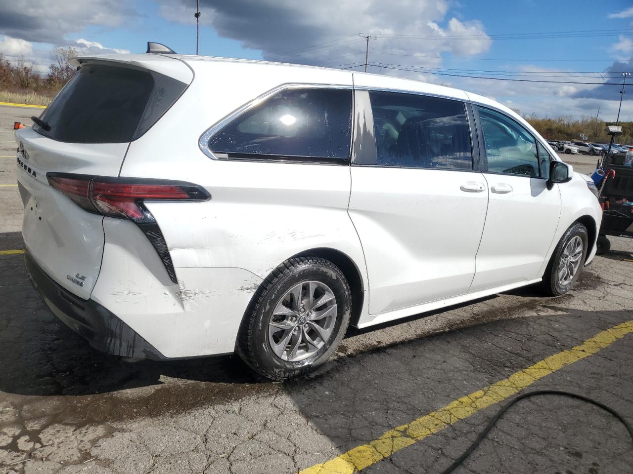 Toyota Sienna Le