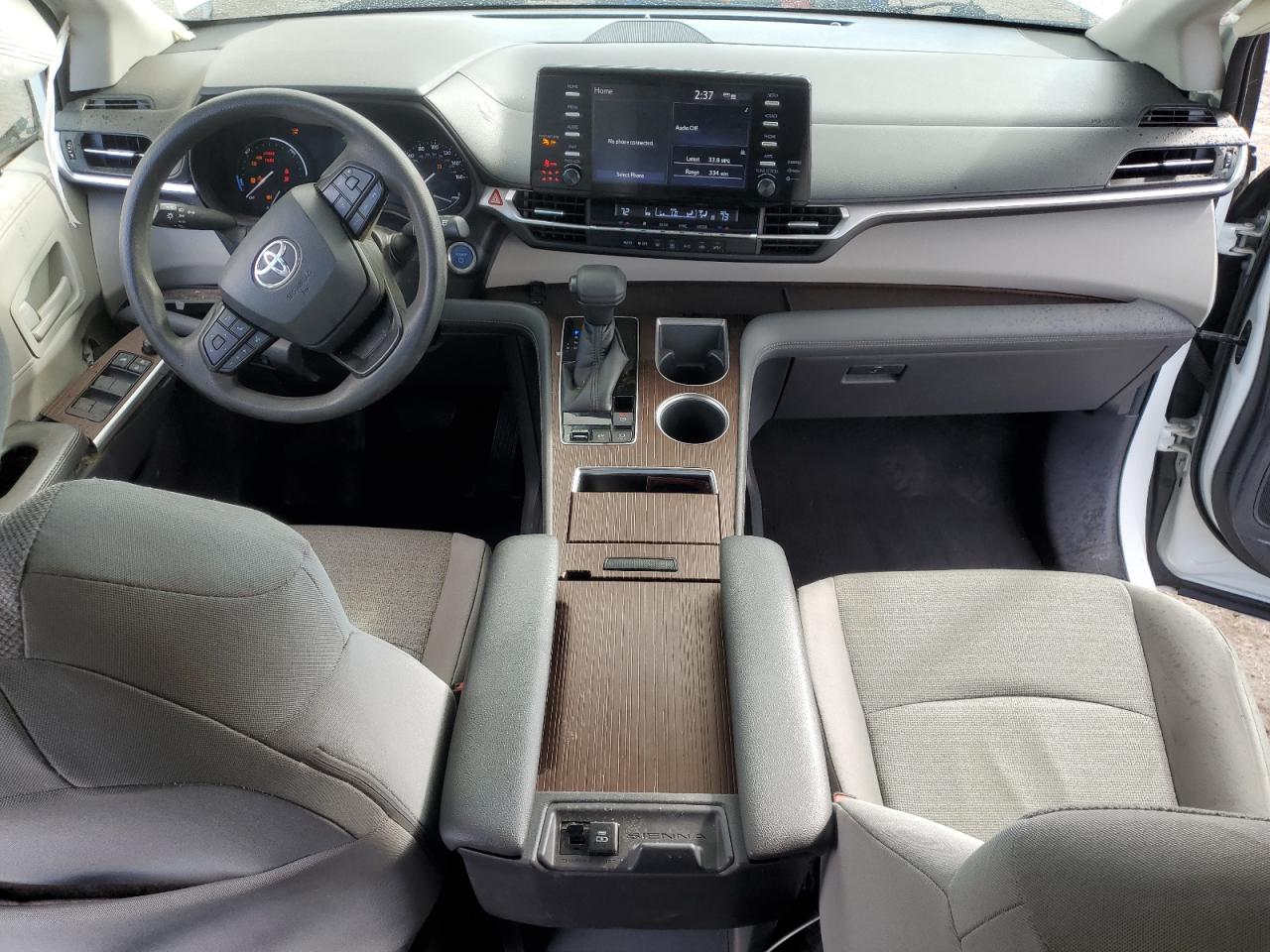 Toyota Sienna Le