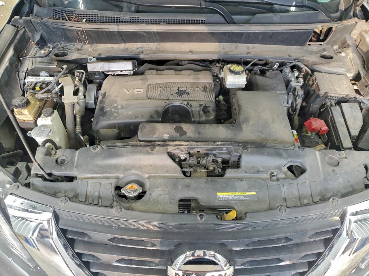 Nissan Pathfinder Sv