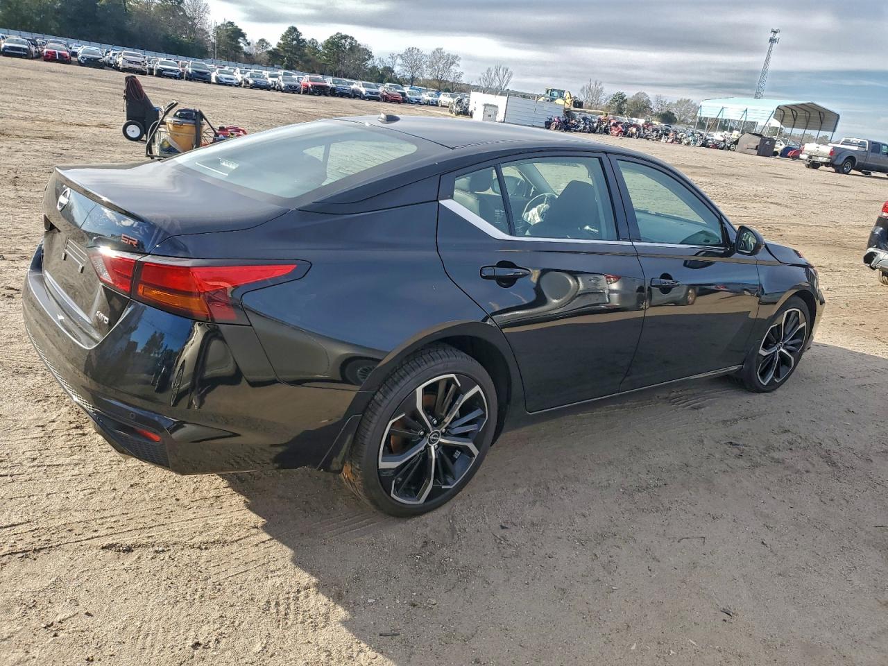 Nissan Altima Sr