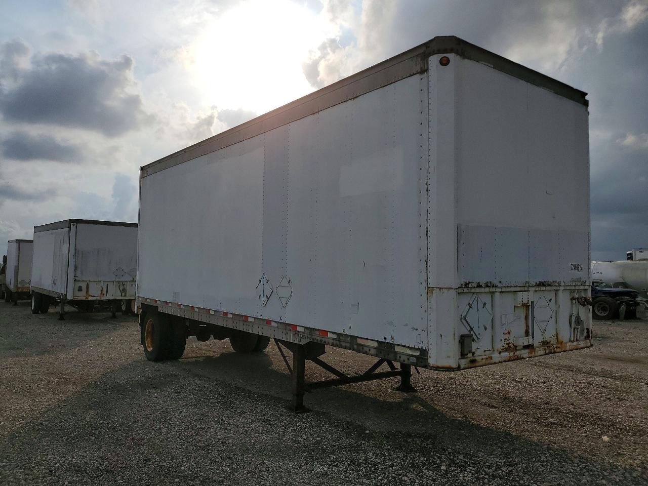 Salvage Trail-Lite Semi Trlr Image