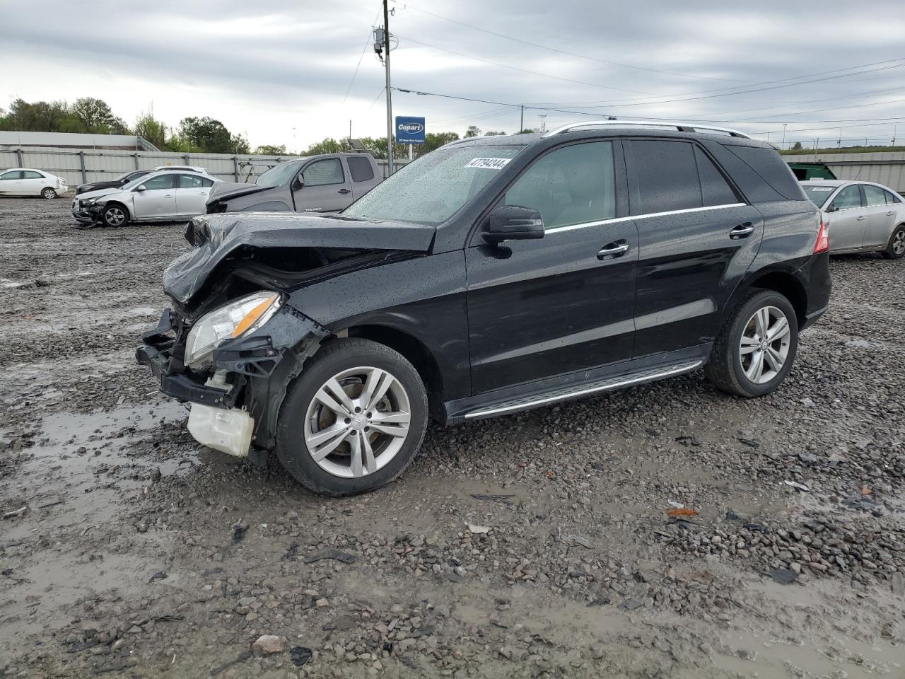 Salvage Mercedes-Benz M-Class Image