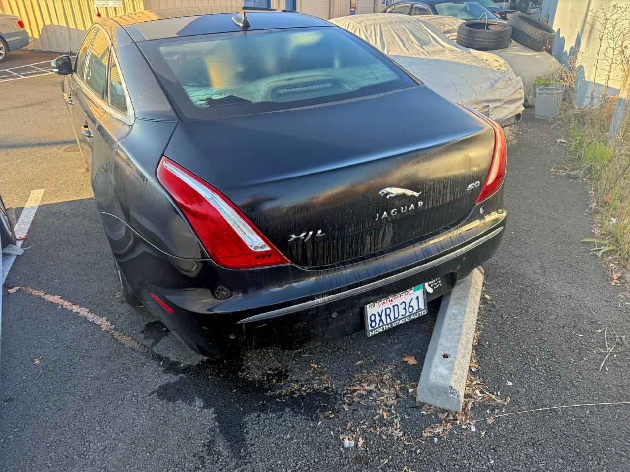 Jaguar XJ Portfolio