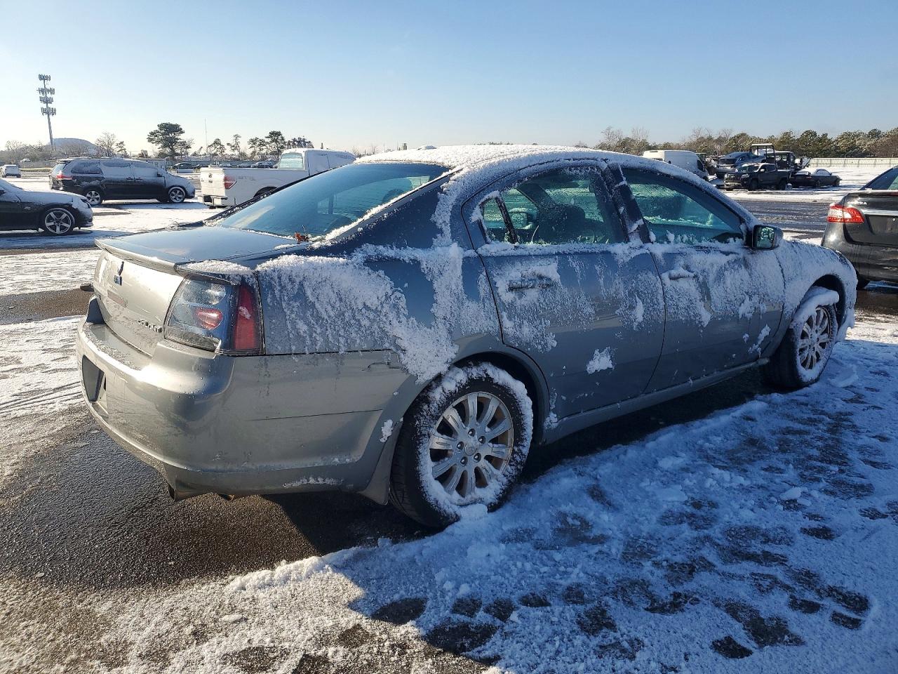 Mitsubishi Galant Es Premium