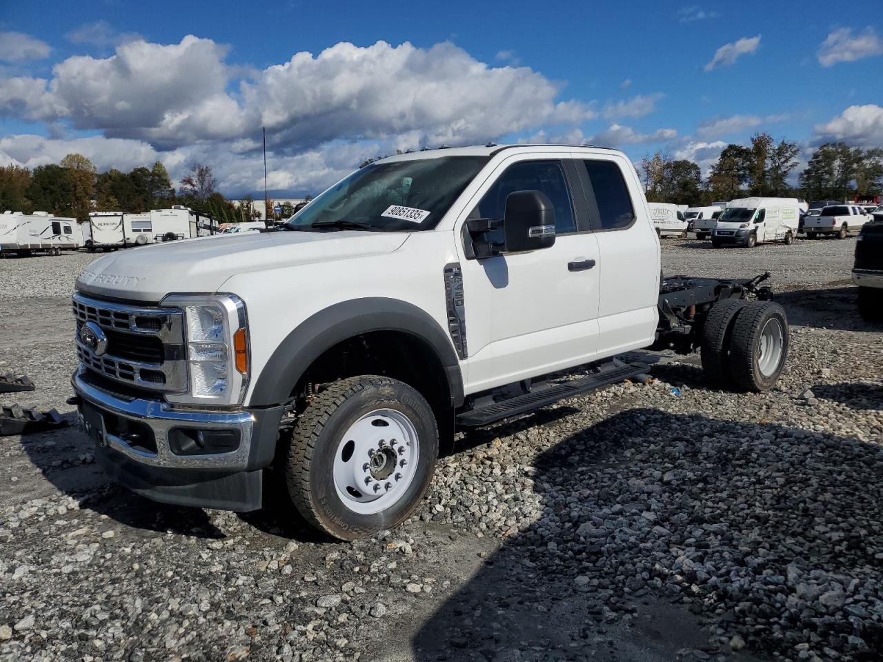 Salvage Ford F-450 Image