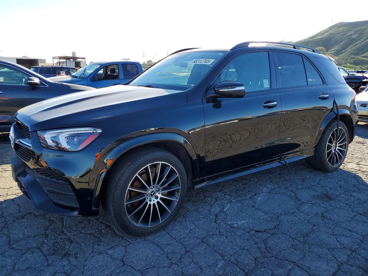 Salvage Mercedes-Benz GLE Image