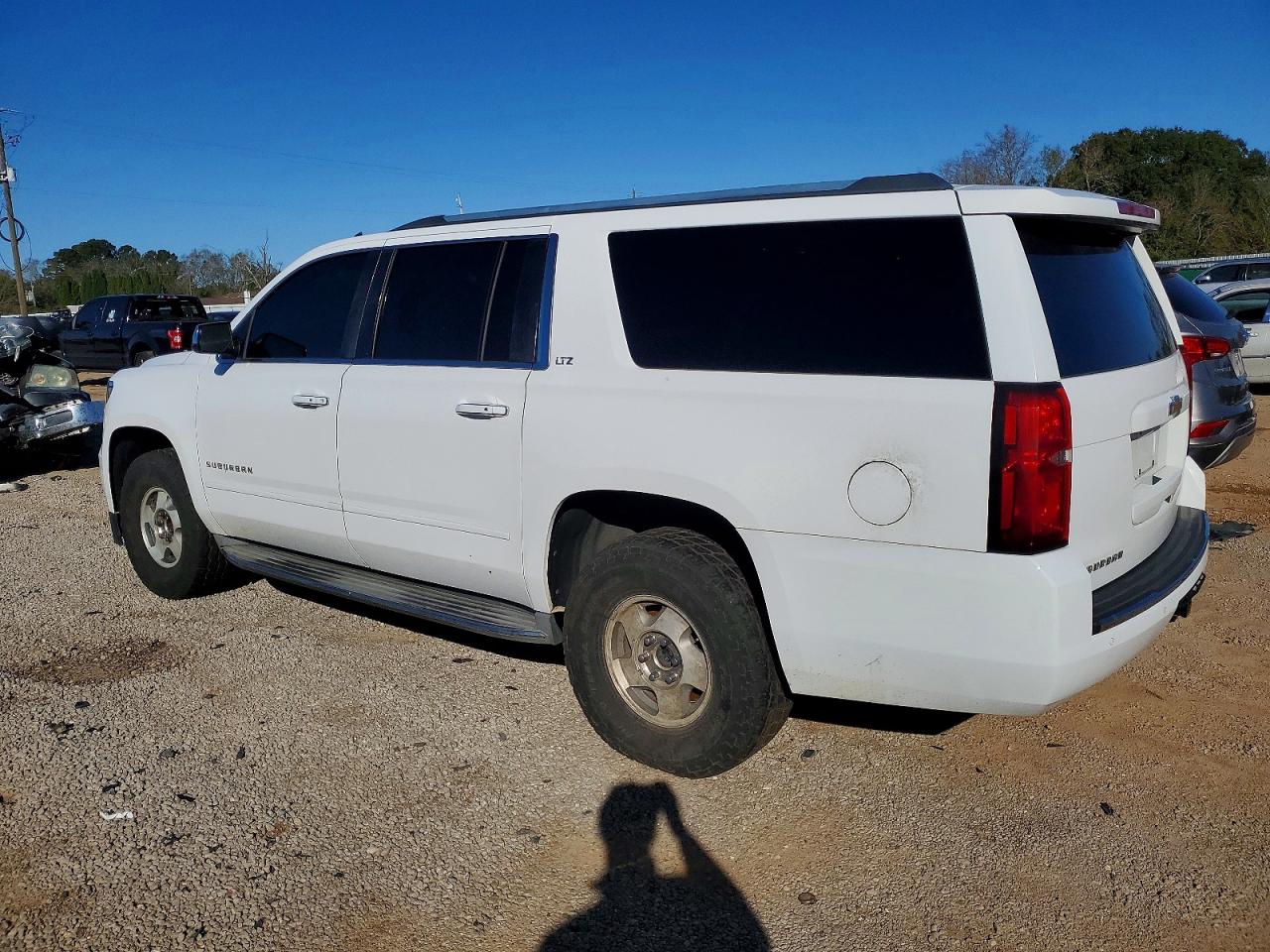 Chevrolet Suburban C1500 Ltz