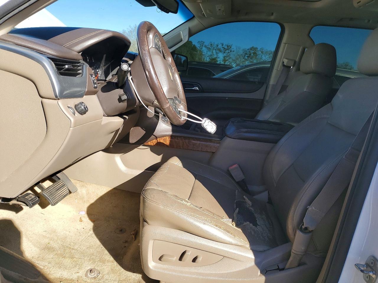 Chevrolet Suburban C1500 Ltz